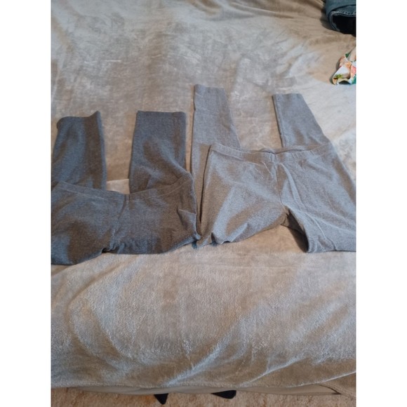 Ann Taylor Loft lot of 2 pair leggings. Sz. M. Ankle length and Capri length. - Picture 1 of 8
